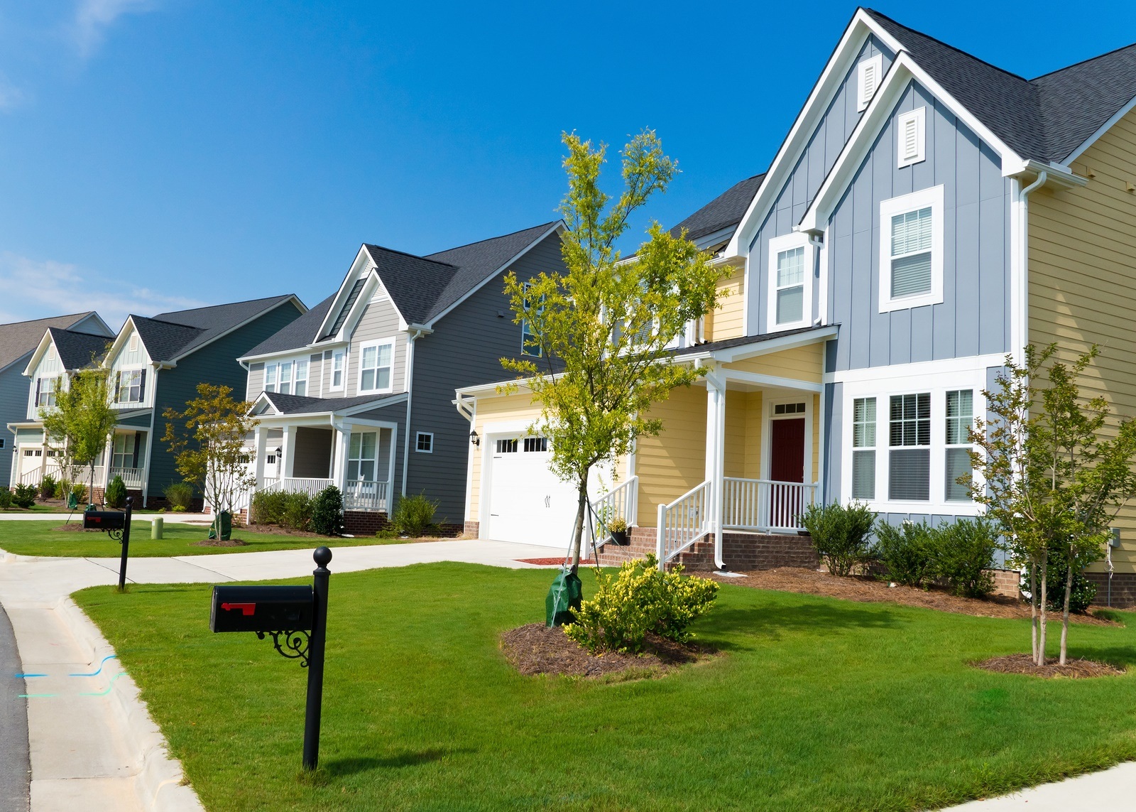 Hiring an HOA Management Company for Managing your Residential Community