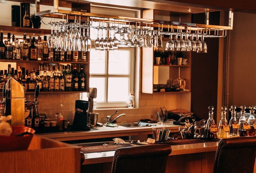 How to Create a Sustainable Home Bar