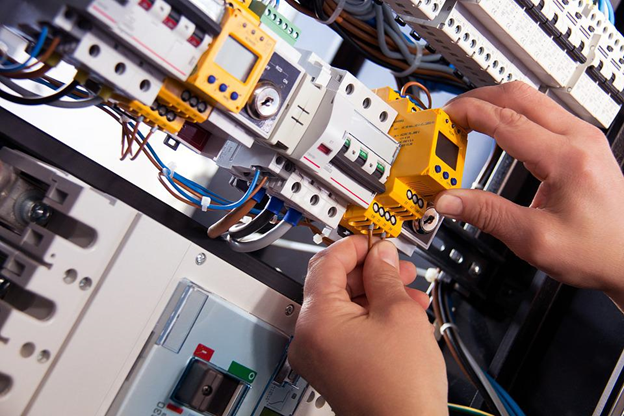 The Basics of What an Electrician should be   